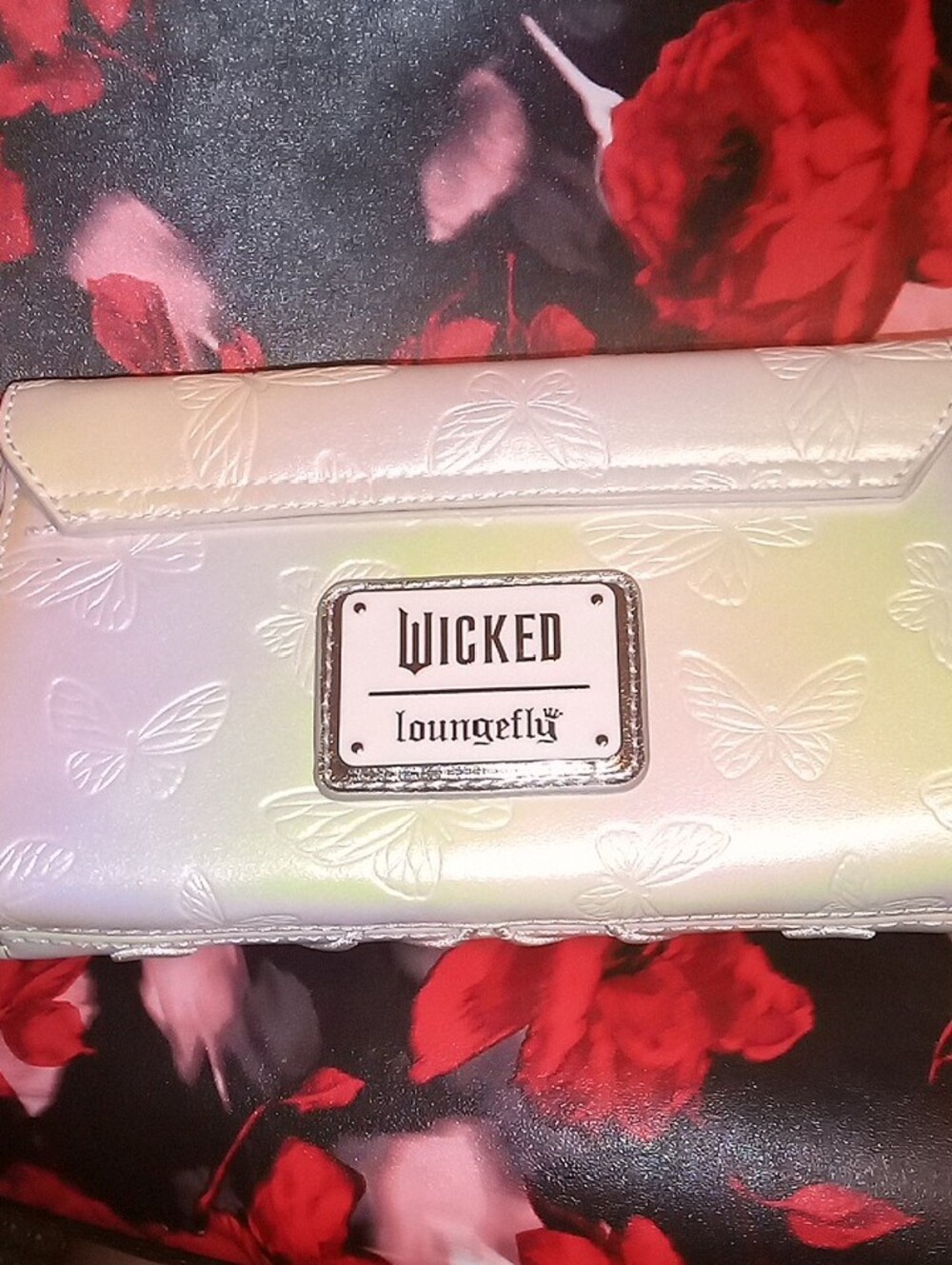 Loungefly Wicked Wallet Or Clutch - White/Incandescent Pearl Mint And Pink - Picture 8 of 10